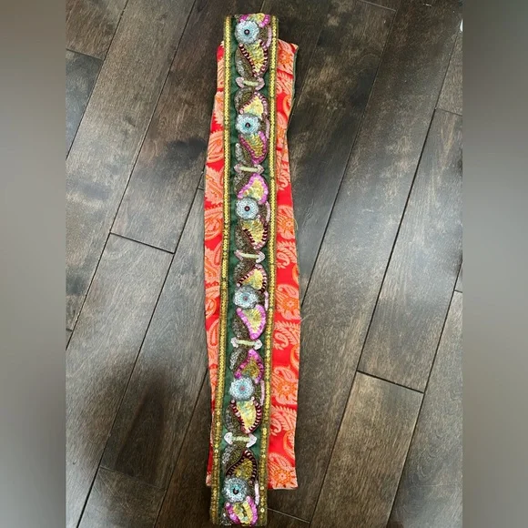 Belt - Picture 1 of 3